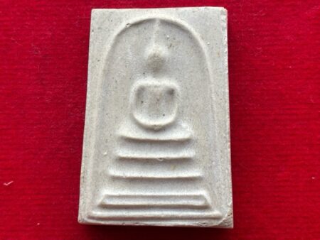 Wealth amulet B.E.2531 Phra Somdej holy powder in big imprint with beautiful condition (SOM568)