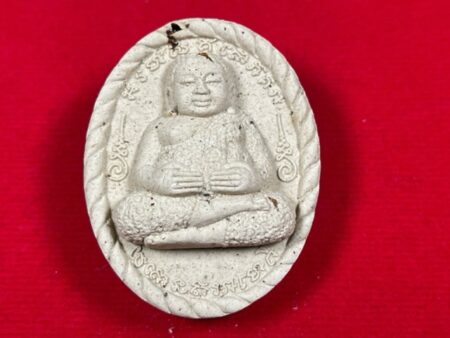 Wealth amulet B.E.2555 Phra Sangkhajai Maha Lap holy powder amulet by LP Pichet (SOM736)
