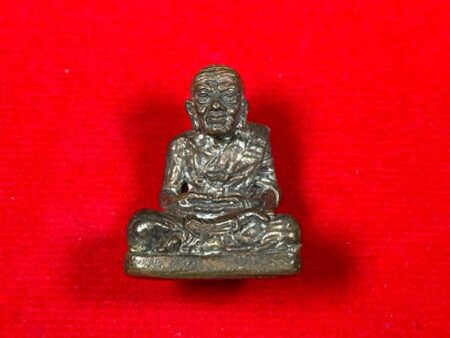 Protect amulet B.E.2556 LP Thuad copper amulet with beautiful condition by LP Prasoot (MON735)