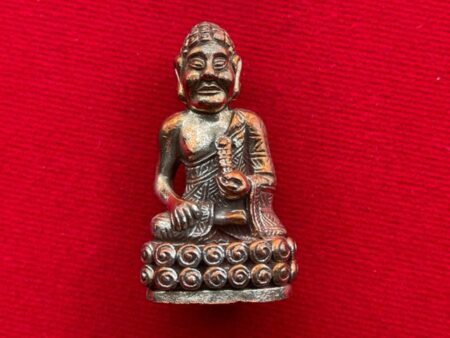 Wealth amulet B.E.2543 Phra Kring Phatcharee Triong Nawaloha amulet by Wat Haulumphong (PKR122)