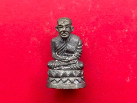 Protect amulet B.E.2558 LP Thuad Lek Namphee or holy mineral amulet by Wat Saikhaow (MON781)