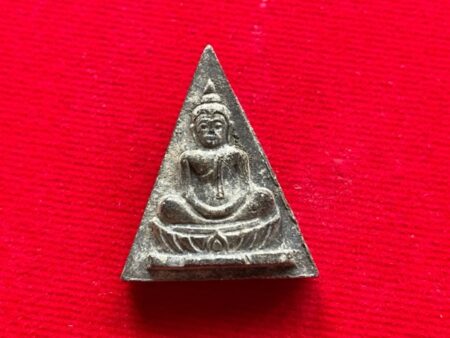 Charming amulet B.E.2512 Phra Nang Phaya powder Mai Ngiew Dam amulet by LP Hom (SOM617)