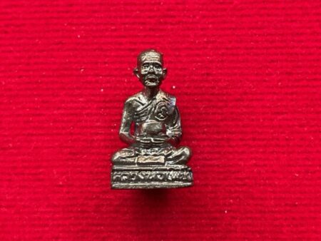 Protection Thai amulet B.E.2555 LP Pian brass amulet in small imprint (MON776)