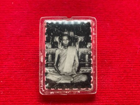 Rare amulet B.E.2510 LP Toh photo in monochrome color with beautiful condition - First batch (MON792)