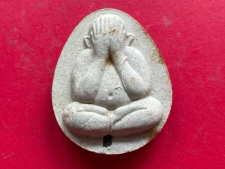 Wealth amulet B.E.2549 Phra Pidta Jumbo holy powder amulet with silver Takrut by LP Perm (PID215)