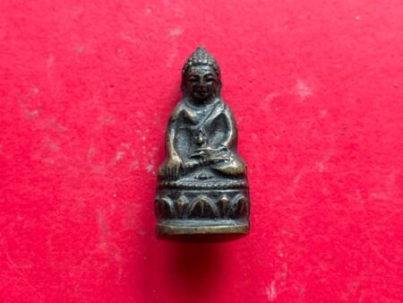 Wealth amulet B.E.2512 Phra Kring Bau Rob amulet in medium imprint by LP Jao Khun Nor (PKR128)