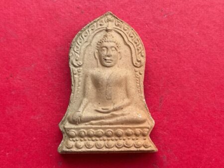 Wealth amulet B.E.2515 Phra Phuttha Chinnarat Bai Sema holy powder amulet – Emperor Batch (SOM646)