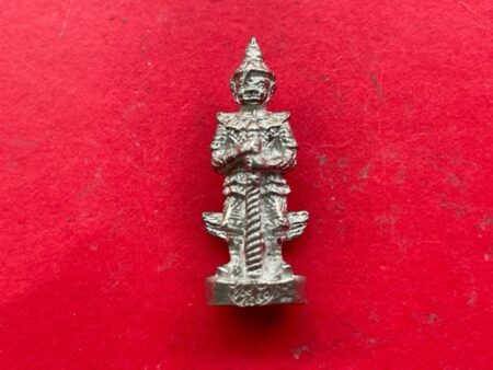 Protect amulet B.E.2550 Thao Wet Suwan amulet in silver color by LP Phaeo (GOD343)