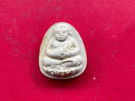 Wealth Thai amulet B.E.2530 Phra Sangkhajai holy powder amulet by LP Kasem (MON814)