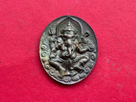 Wealth amulet B.E.2540 Phra Phikhanet silver coin in small imprint with beautiful condition – First batch (GOD350)