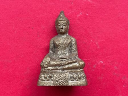 Rare amulet B.E.2518 Phra Kring LP Phra Chee alpaca amulet with beautiful condition by LP Dool (PKR149)