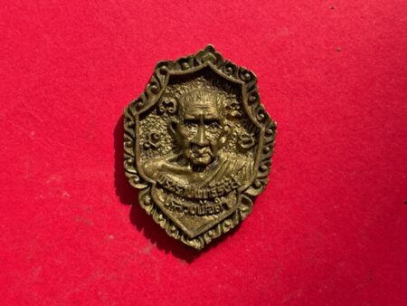 Protect amulet B.E.2525 LP Dum brass coin with beautiful condition (MON890)