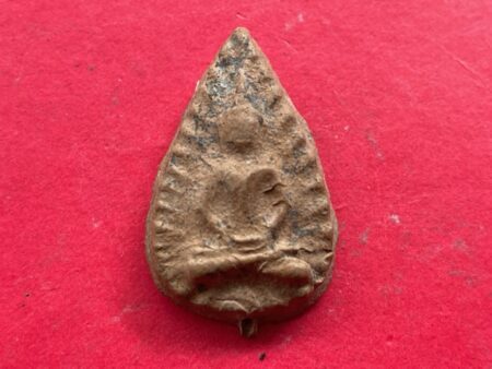 Rare amulet B.E.2410 Phra Keeb Bua holy soil amulet blessed by Somdej Toh (SOM693)