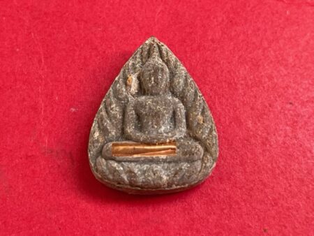 Wealth amulet B.E.2544 Phra Keeb Bau holy powder amulet with copper Takrut by Wat Khao Oor (SOM730)