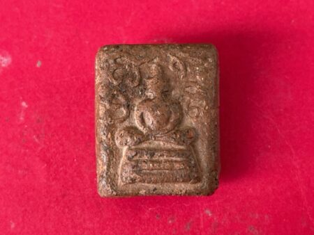 Rare amulet B.E.2476 Phra Somdej Khang Yant holy soil amulet by LP Thong (SOM757)