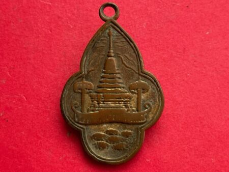 Rare amulet B.E.2477 Phrathat Doi Suthep copper coin with Yant Ha – First batch (TAK187)