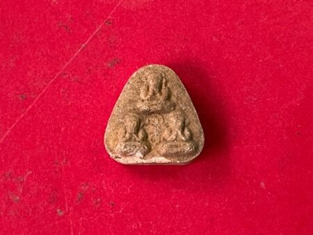 Rare amulet B.E.2517 Phra Pidta Sam Ker holy powder amulet blessed by LP Tim (PID268)