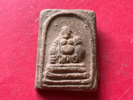 Wealth amulet B.E.2517 Phra Sangkhajai Maha Lap holy soil amulet by LP Phojang (MON903)