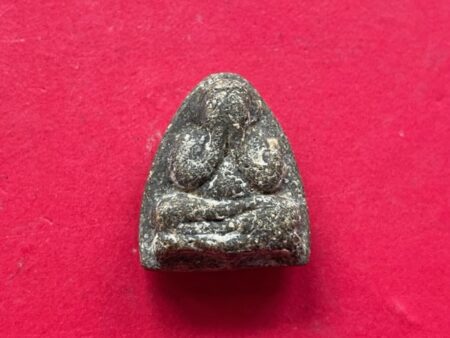 Wealth amulet B.E.2517 Phra Pidta Maha Lap holy powder amulet by LP Aob – first batch (PID273)