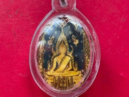 Wealth amulet B.E.2515 Phra Phuttha Chinnarat locket with blue background– Emperor Batch (SOM800)