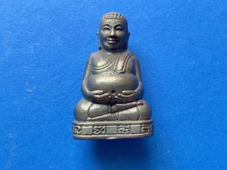 Wealth amulet B.E.2544 Phra Kring Sangkhajai Maha Lap Nawaloha amulet by LP Oun – only 790 amulets (MON966)