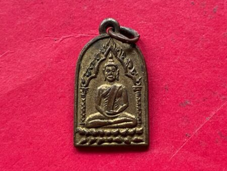 Rare amulet B.E.2488 Phra Phuttha Sihing copper coin with gold color by Wat Rajapradit (SOM836)