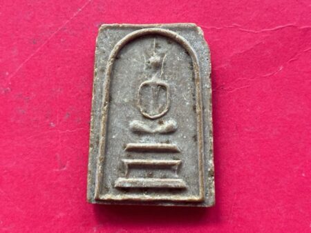 Wealth amulet B.E.2513 Phra Somdet Yutthahatthee holy powder amulet by LP Keb (SOM841)