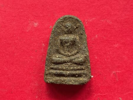 Protect amulet B.E.2533 Phra Phetleek holy powder amulet by LP Maha Wiboon (SOM840)