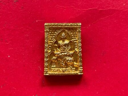 Protect amulet B.E.2536 LP Pern sits on tiger copper coin with gold color – millionaire batch (MON987)