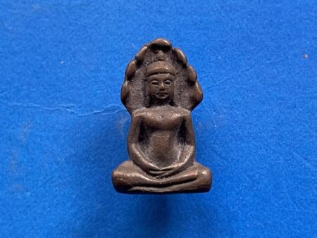 Wealth amulet B.E.2558 Phra Nak Prok Bai Makham Nawaloha amulet by LP Choy (SOM855)