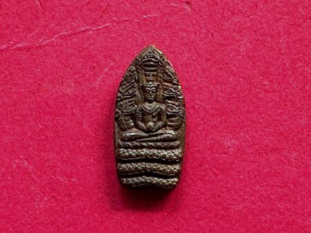 Wealth Thai amulet B.E.2555 Phra Prok Trilokasuan copper amulet with beautiful condition by LP Baigim (SOM875)