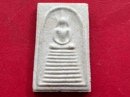 Wealth amulet B.E.2523 Phra Somdej 9 levels holy powder amulet with King symbol by Wat Sikan (SOM886)