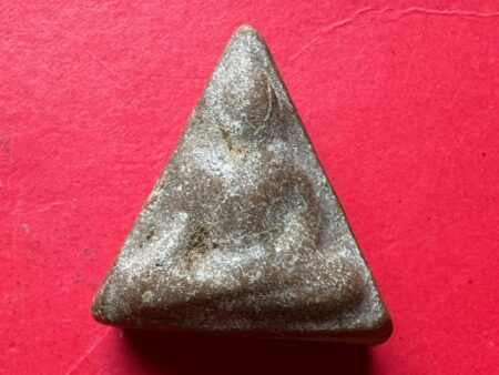 Rare amulet B.E.2510 Phra Somdej Nang Phaya holy powder amulet with Yant by LP Thoob (SOM894)