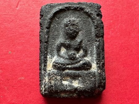 Protect amulet B.E.2505 LP Thuad holy powder amulet in small imprint by Wat Deelaung (MON1052)