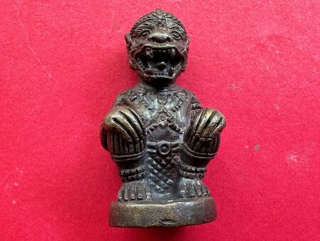 Protect amulet B.E.2554 Hanuman Song Rit Rueng Det brass amulet with holy powder by LP Khambu (GOD471)