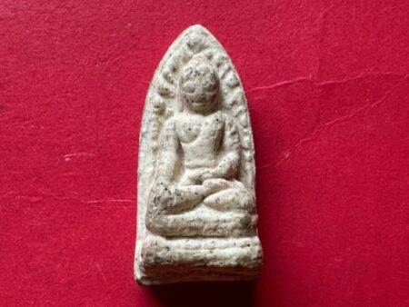 Wealth amulet B.E.2542 Phra Rod Duangdee holy powder amulet by KB Duangdee (SOM908)