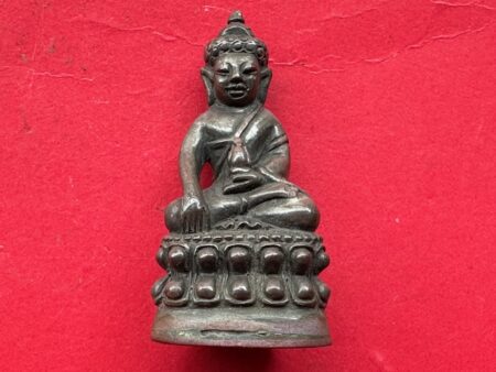 Wealth amulet B.E.2550 Phra Kring Mongkol Jakkawan Kanphai bronze amulet by Wat Mae Takhlai (PKR190)