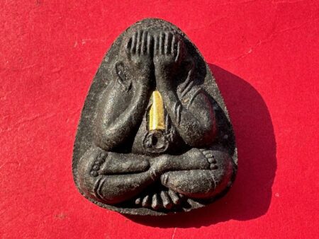 Wealth amulet B.E.2539 Phra Pidta Phokkhasap holy powder amulet with golden Takrut by LP Khong (PID303)