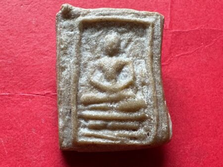 Rare amulet B.E.2491 Phra Sivali holy powder amulet with beautiful conditoin by Wat Chanasongkram (SOM928)