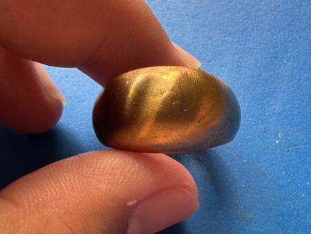 Wealth amulet B.E.2544 Waen Pok Meed or magical ring Nawaloha amulet by AJ Khun Pun (TAK224)