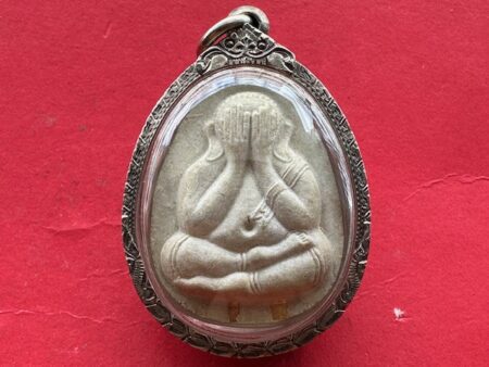 Wealth amulet B.E.2535 Phra Pidta Jumbo holy powder with 2 golden Takrut in silver casing by Wat Pradu Chimplee (PID312)