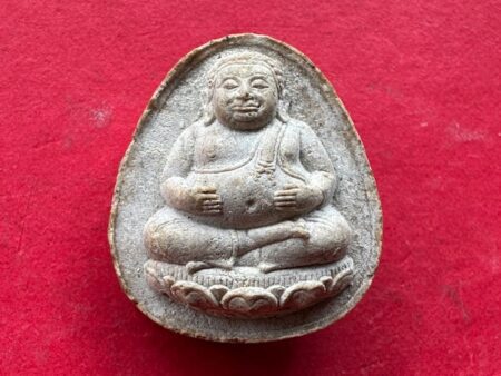 Wealth amulet B.E.2526 Phra Sangkhajai Maha Lap holy powder amulet with beautiful condition by Wat Noinahong (MON1146)