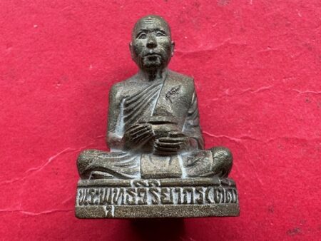 Protect amulet B.E.2552 LP Tad hold the bowl lead amulet with beautiful condition – only 999 pieces (MON1185)