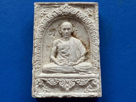 Wealth amulet B.E.2538 LP Kasem holy powder amulet with 2 Takrut in beautiful condition (MON1191)