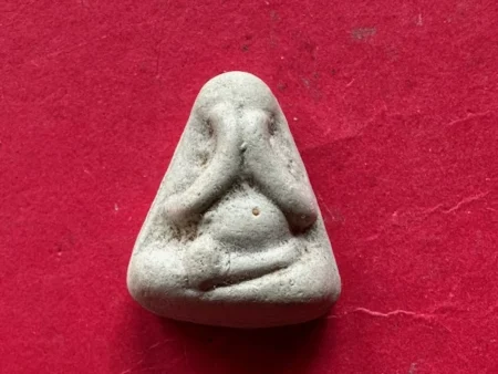 Protect Thai amulet B.E.2530 Phra Pidta holy powder amulet by LP Thoob (PID330)