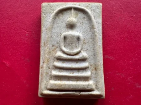 Wealth amulet B.E.2513 Phra Somdej Nam Oil holy powder amulet with beautiful condition by LP Chao Khun Nor (SOM713)