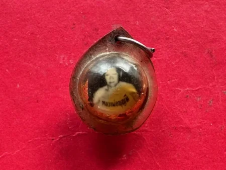 Protect amulet B.E.2530 Look Om Thain Chai or magical candle amulet by LP Boonmee (MON1180)