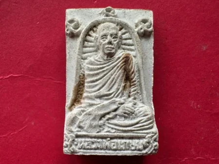 Rare amulet B.E.2527 LP Kasem holy powder amulet with beautiful condition – Setuwaree batch (MON1094)