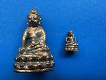 Wealth amulet B.E.2539 Phra Kring Mum Mit and Phra Chaiwat Mum Mit Nawaloha amulets (PKR207)