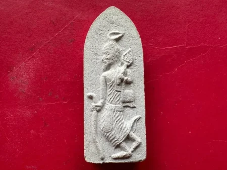 Protect amulet B.E.2530 Ruesi Dern Dong or hermit holy powder amulet by AJ Pong (GOD529)